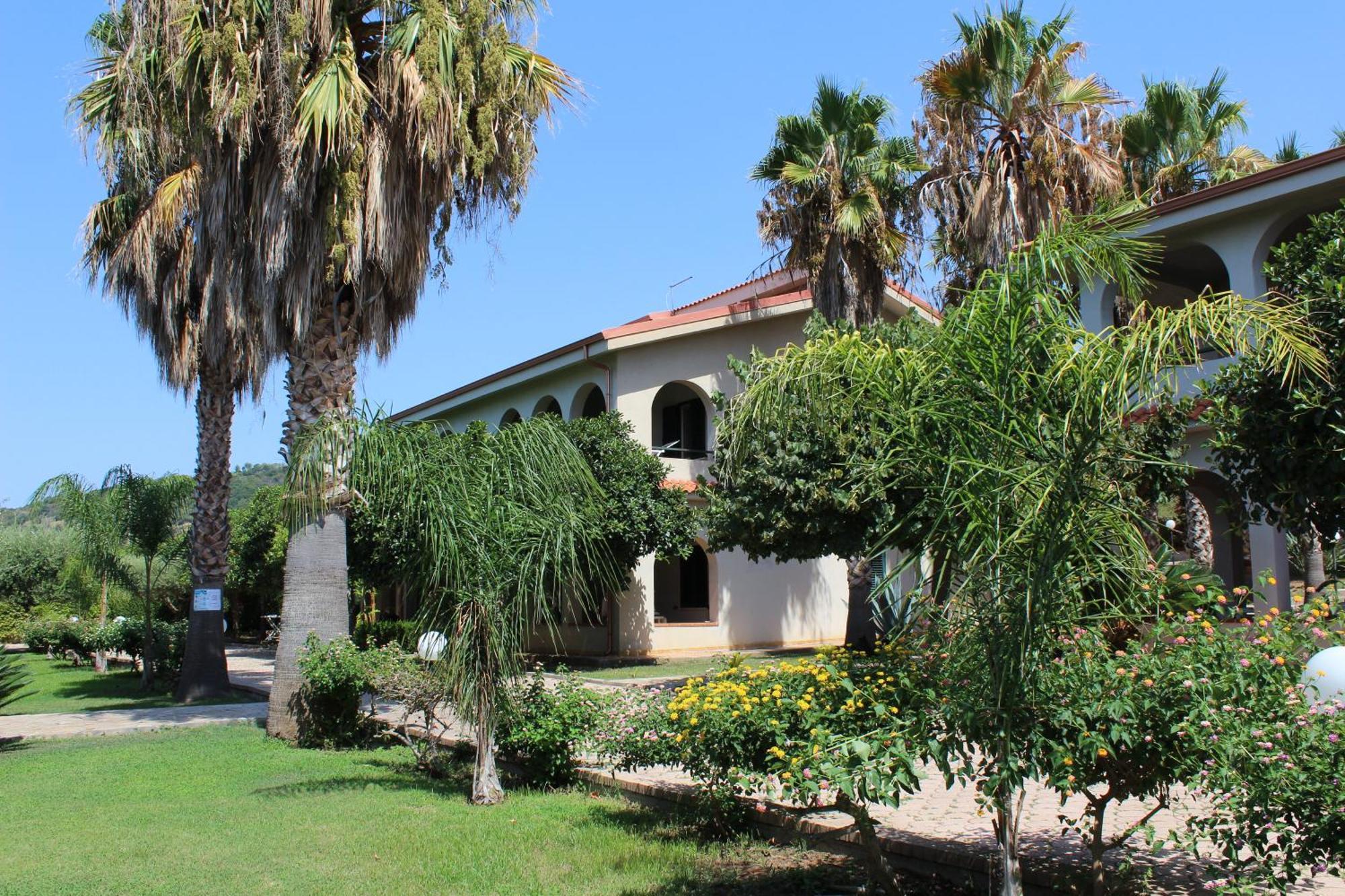 Delta Club Residence Capo Vaticano Buitenkant foto